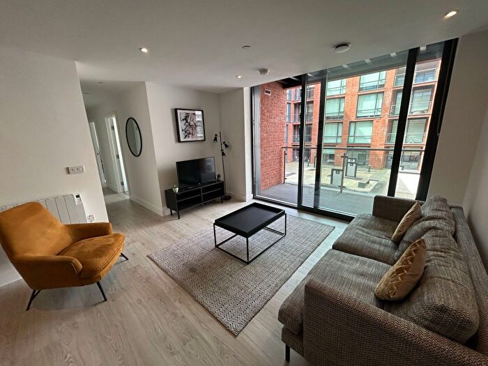 2 Bedroom Flat To Rent In Charlotte Street, Birmingham, B3