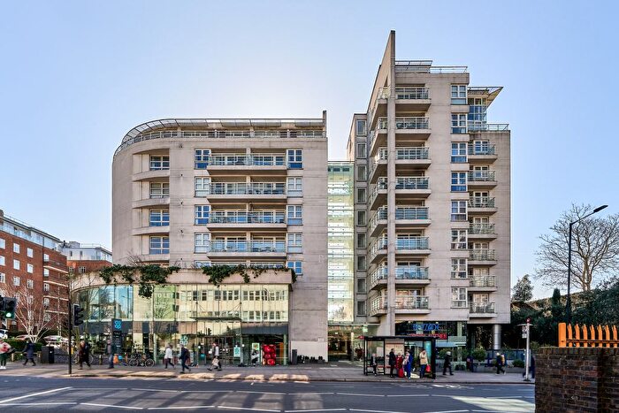 2 Bedroom Flat To Rent In Upper Richmond Road, Putney, SW15