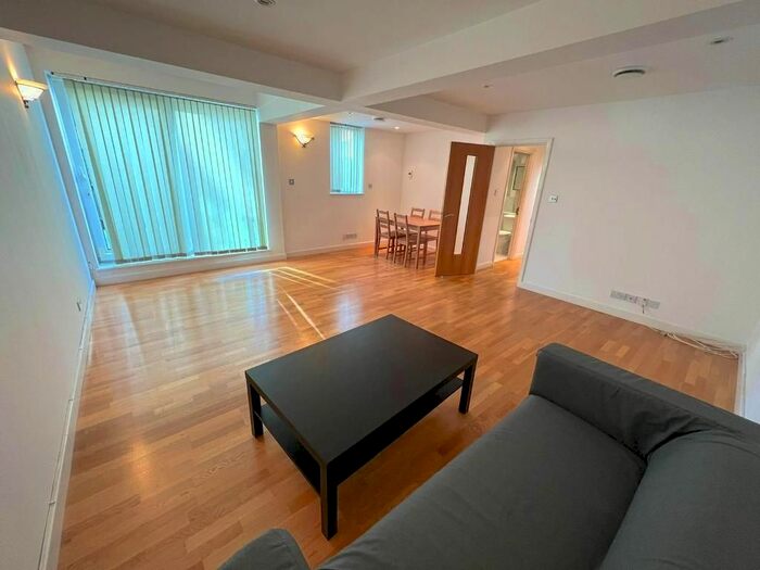 2 Bedroom Maisonette To Rent In Sydney Road, London, EN2