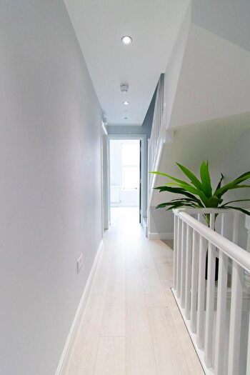 6 Bedroom Terraced House To Rent In , Halsbury Road, Liverpool, L6