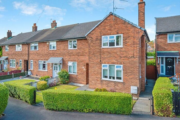 2 Bedroom Flat For Sale In Round Thorn, Croft, Warrington, Cheshire, WA3