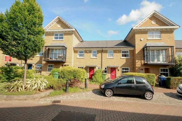3 Bedroom Terraced House To Rent In Reliance Way, East Oxford, OX4