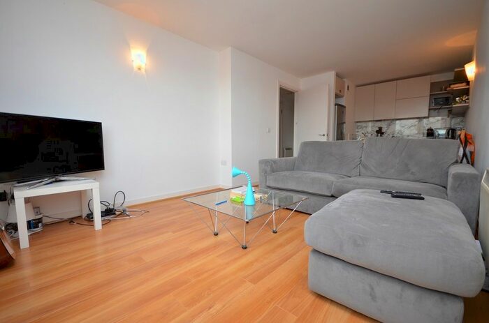 1 Bedroom Flat To Rent In Deals Gateway, London, SE13