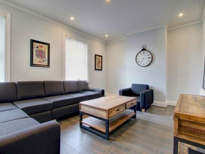 6 Bedroom Terraced House To Rent In Derby Road, Manchester, M14