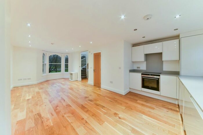 1 Bedroom Flat To Rent In Old Ford Road, London, E3