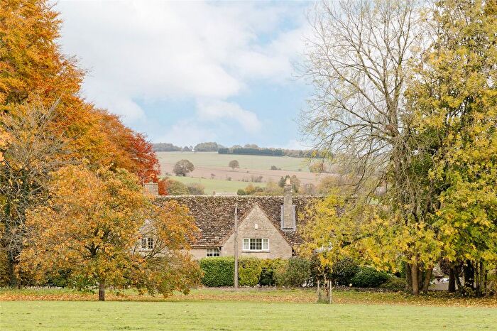 4 Bedroom Detached House For Sale In Tanners Lane, Burford, Oxfordshire, OX18