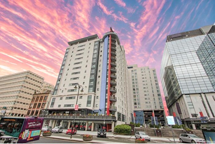 2 Bedroom Apartment For Sale In Landmark Place, Churchill Way, Cardiff, CF10