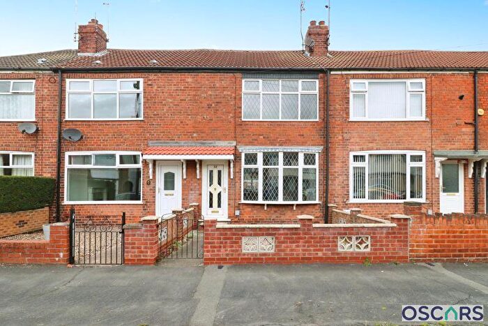 3 Bedroom Terraced House For Sale In Bethune Avenue, West Hull, HU4