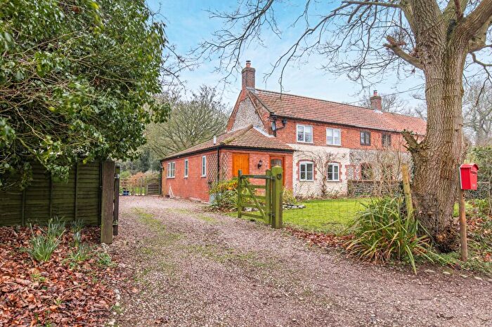 2 Bedroom Cottage For Sale In Idyllic Rural Living In Felbrigg, NR11