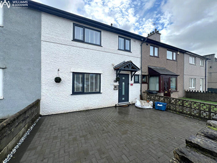 3 Bedroom Terraced House For Sale In Tai Dinas, Llangefni, Anglesey, LL77
