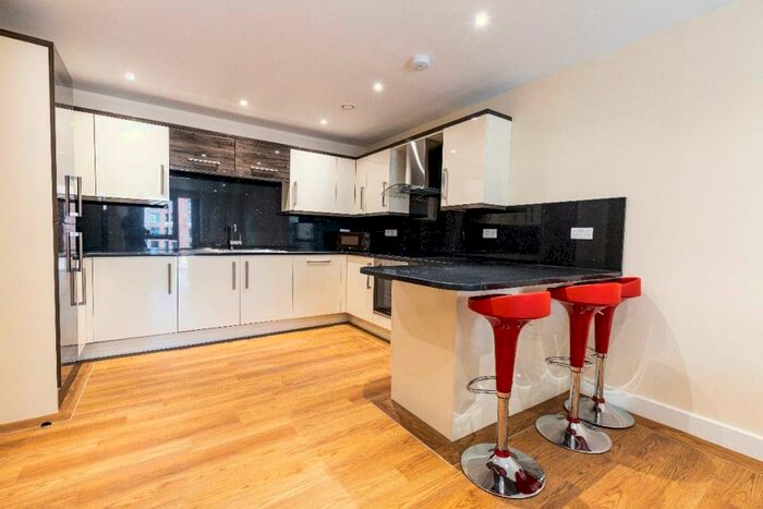 3 Bedroom Apartment To Rent In Ecco, S11