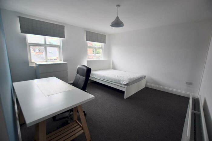 6 Bedroom House To Rent In Kirby Road, Leicester, LE3