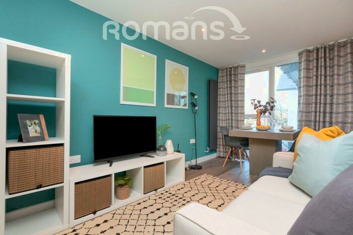 Studio To Rent In Bagshot Manor, Bagshot, GU19