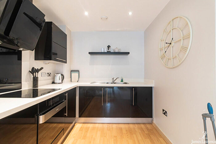 1 Bedroom Apartment To Rent In St Pauls Place, St. Pauls Square, Birmingham, B3