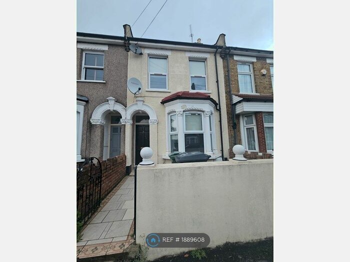 3 Bedroom Terraced House To Rent In Belmont Park Road, London, E10