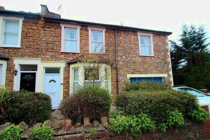 5 Bedroom Property To Rent In Slade Road, Bristol, BS20