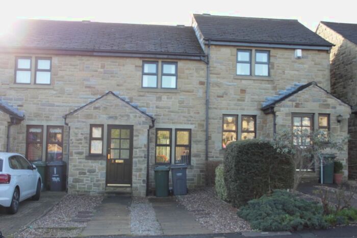 2 Bedroom Town House To Rent In Airedale Mews, Silsden, Keighley, BD20