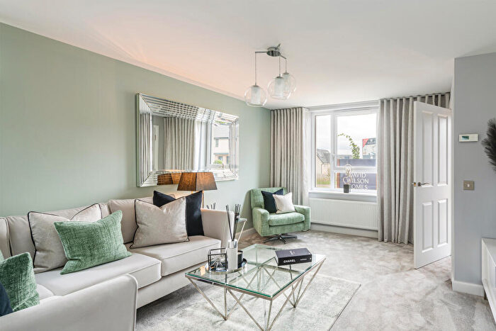 3 Bedroom End Of Terrace House For Sale In Younger Gardens, St. Andrews, KY16