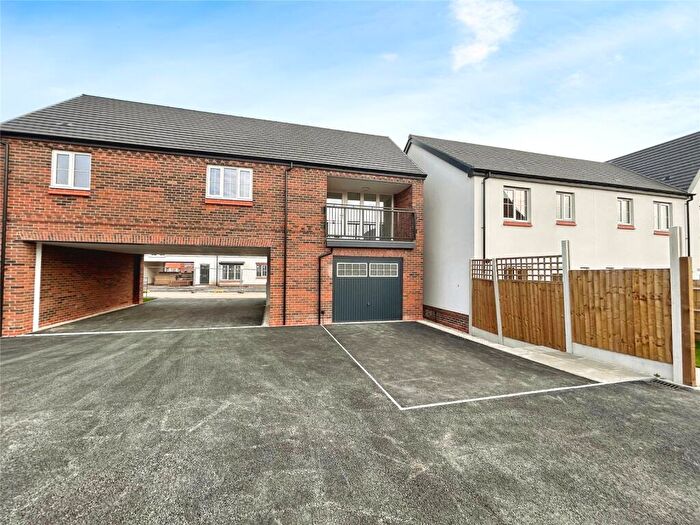 2 Bedroom Flat To Rent In Pastures Road, Nottingham, NG11