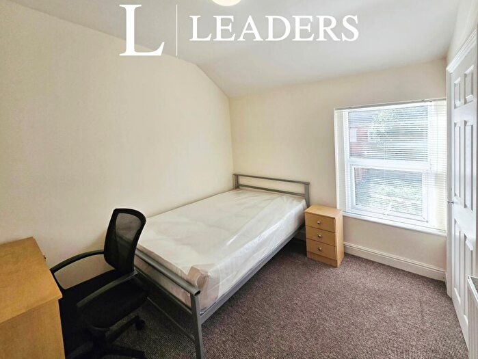 1 Bedroom Terraced House To Rent In Cranwell Street, LN5