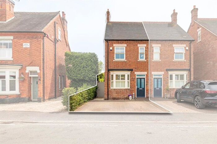 3 Bedroom Semi Detached House For Sale In Range Road, Ashby-De-La-Zouch, LE65