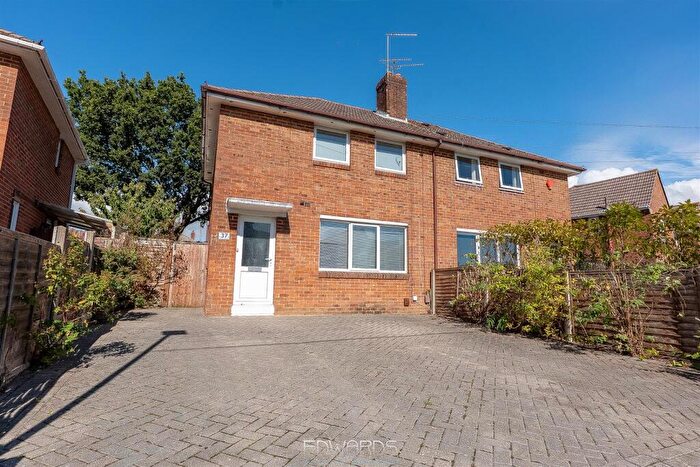 2 Bedroom Semi Detached House For Sale In Wavell Avenue, Poole, BH17