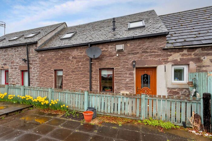 2 Bedroom Cottage For Sale In Alichmore Lane, Crieff, PH7