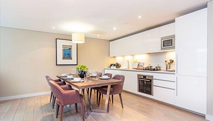 2 Bedroom Flat To Rent In Merchant Square East, Paddington, London, W2