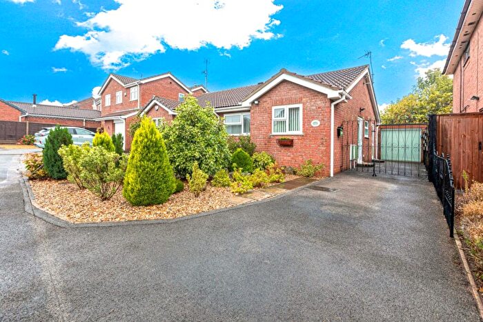 2 Bedroom Semi-Detached Bungalow For Sale In Bramble Close, Nuneaton, CV11