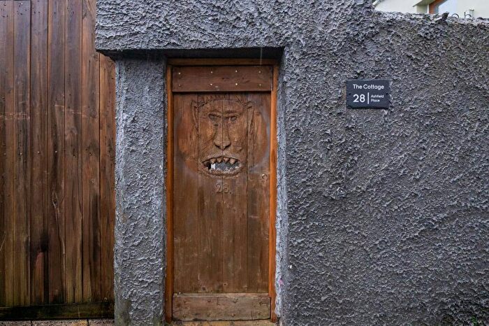 2 Bedroom Property For Sale In Ashfield Place, Bristol, BS6