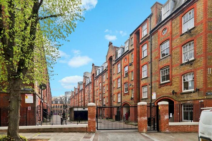 Studio To Rent In Walton House, Montclare Street, Shoreditch, E2