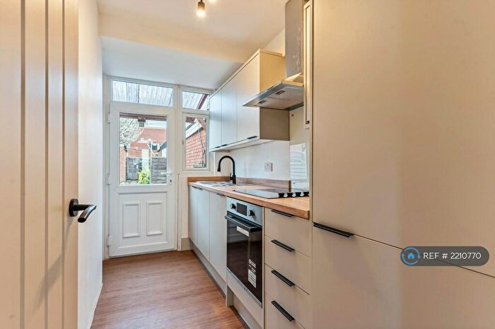 3 Bedroom Terraced House To Rent In Torrington Avenue, Coventry, CV4