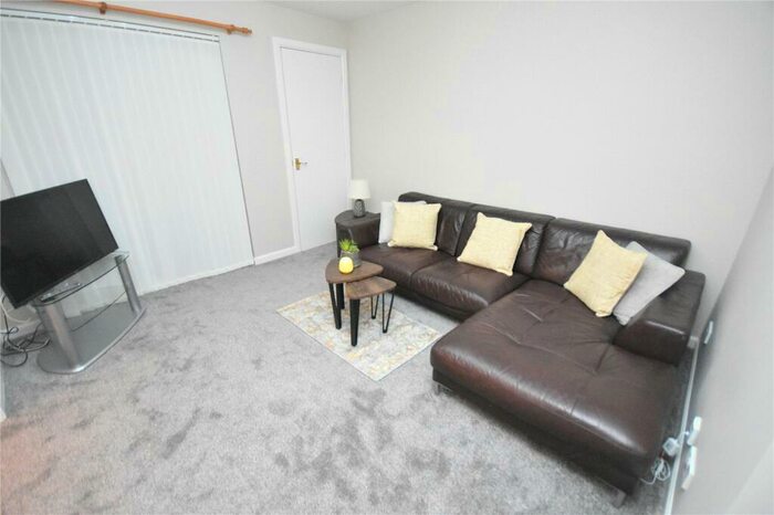 2 Bedroom Flat To Rent In Hardgate, Aberdeen, AB11