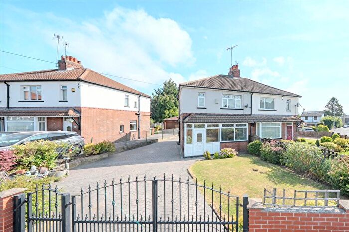 3 Bedroom Semi-Detached House For Sale In Deneway, Stanningley, Pudsey, West Yorkshire, LS28