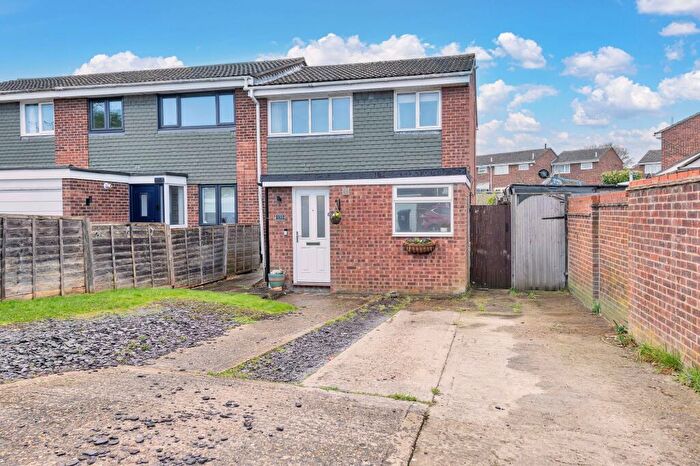 3 Bedroom End Of Terrace House For Sale In Burns Road, Royston, SG8
