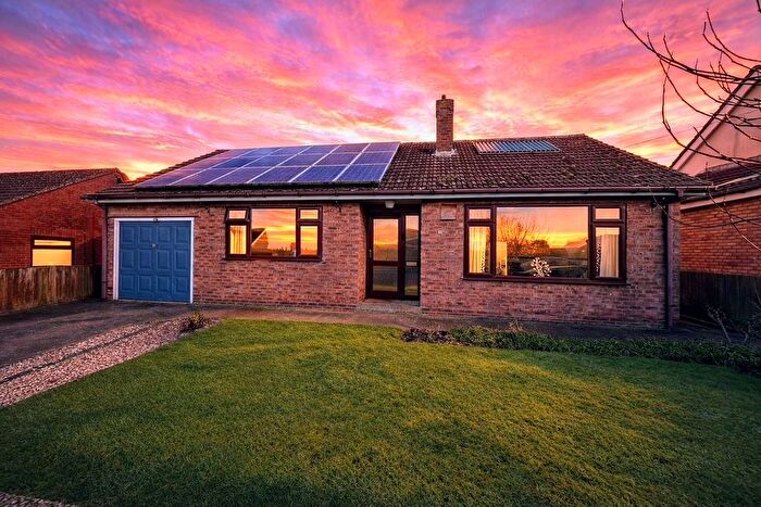 3 Bedroom Detached Bungalow For Sale In Abbey Road, Bardney, Lincoln, LN3