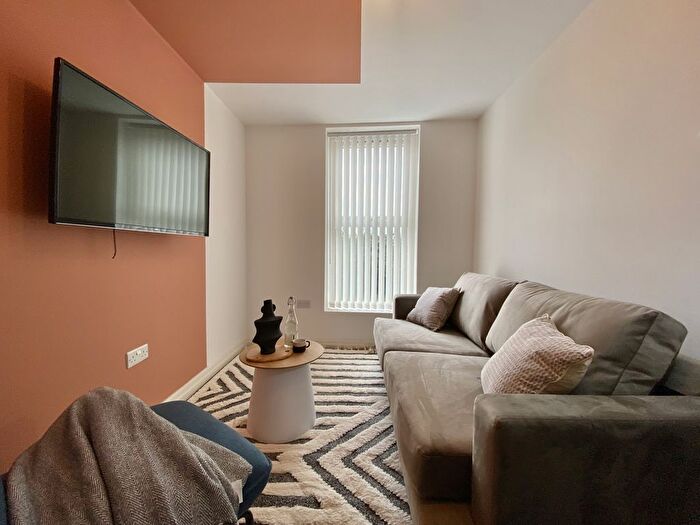 3 Bedroom Terraced House To Rent In Flat, , Edge Lane, Liverpool, L7