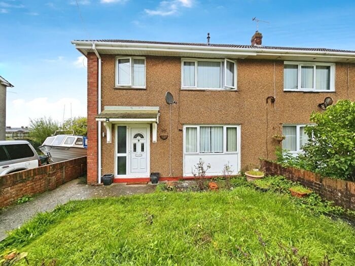 3 Bedroom Semi-Detached House To Rent In Ffordd Yr Eglwys, North Cornelly, Bridgend, CF33