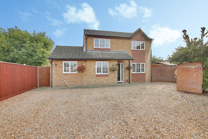 3 Bedroom Detached House For Sale In Plover Drive, March, PE15