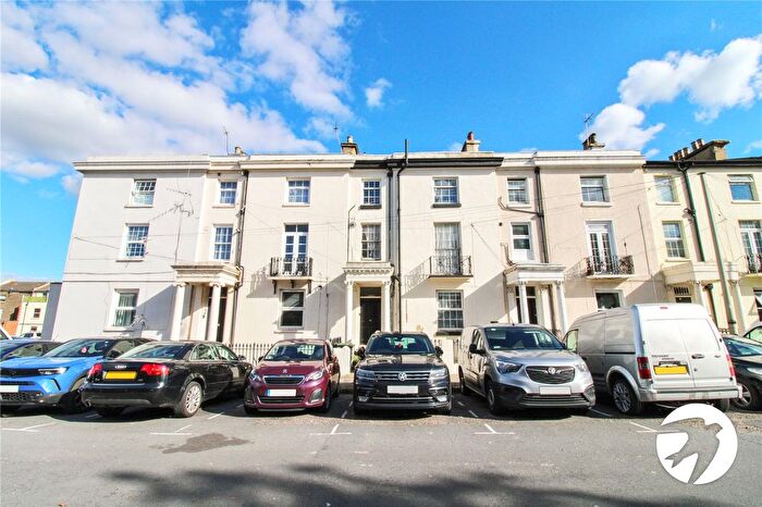 1 Bedroom Flat To Rent In Burch Road, Northfleet, Gravesend, Kent, DA11