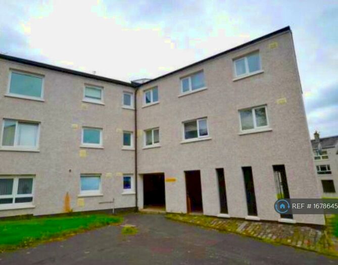 3 Bedroom Flat To Rent In Tarbolton Road, Cumbernauld, Glasgow, G67