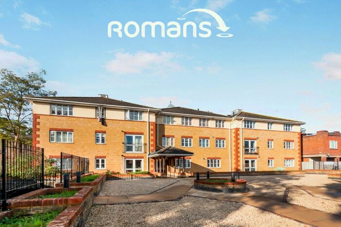 2 Bedroom Flat To Rent In St. Michaels Road, GU15