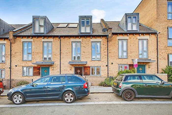 4 Bedroom Terraced House For Sale In Knot Tiers Drive, Upton, Northampton, Northamptonshire, NN5