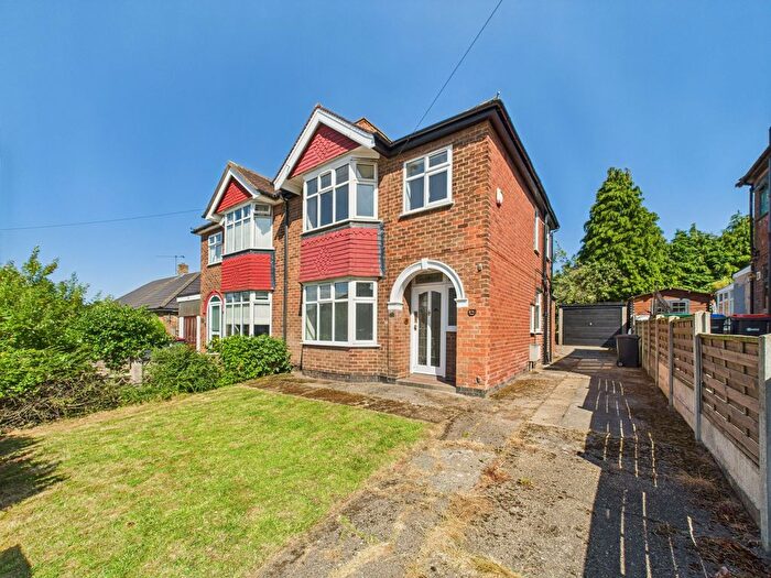 3 Bedroom Semi-Detached House For Sale In Sotheby Avenue, Sutton In Ashfield, Nottinghamshire, NG17