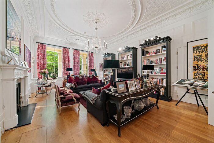 4 Bedroom Flat For Sale In Lancaster Gate, London, W2