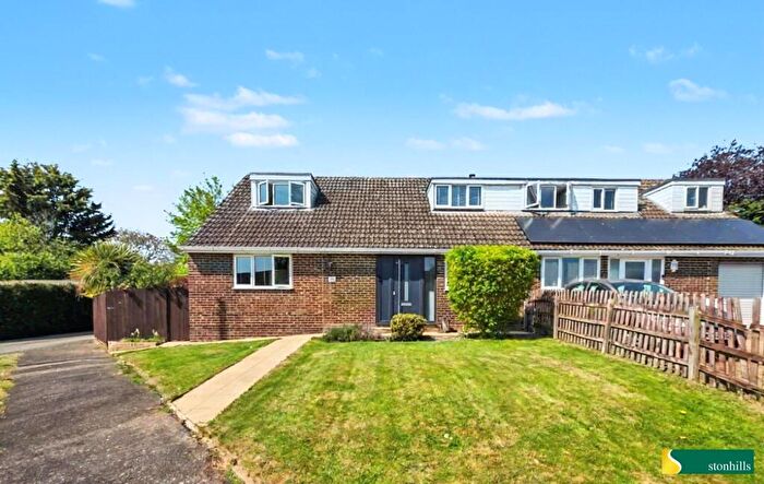 4 Bedroom Semi-Detached House For Sale In Manor Close, Harpole, Northampton, NN7