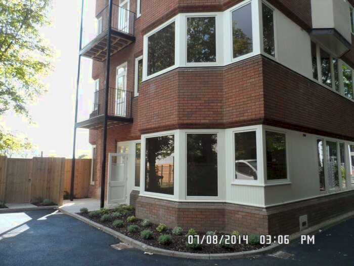 1 Bedroom Flat To Rent In Town Centre, SL1