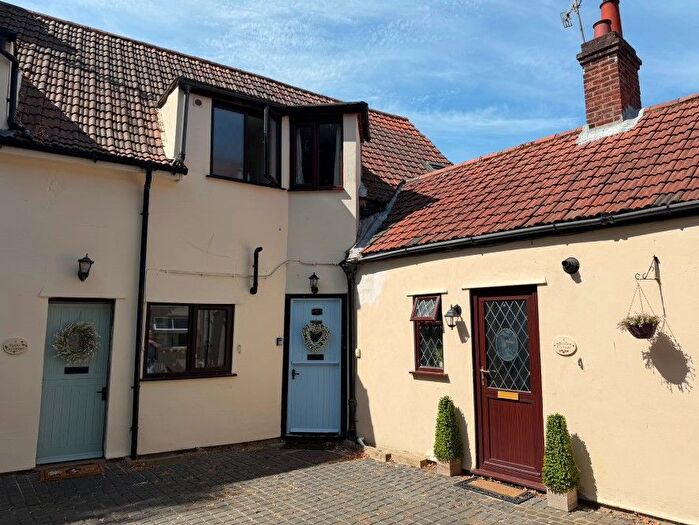 2 Bedroom Terraced House For Sale In Hartington Road, Cromer, Norfolk, NR27