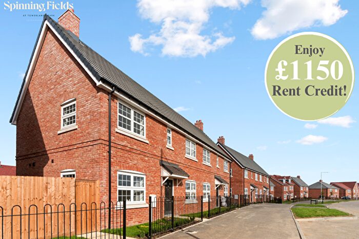 3 Bedroom Detached House To Rent In Triple Avenue, CM7