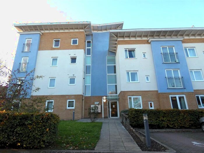 2 Bedroom Flat To Rent In Walden Court, Canterbury, CT2